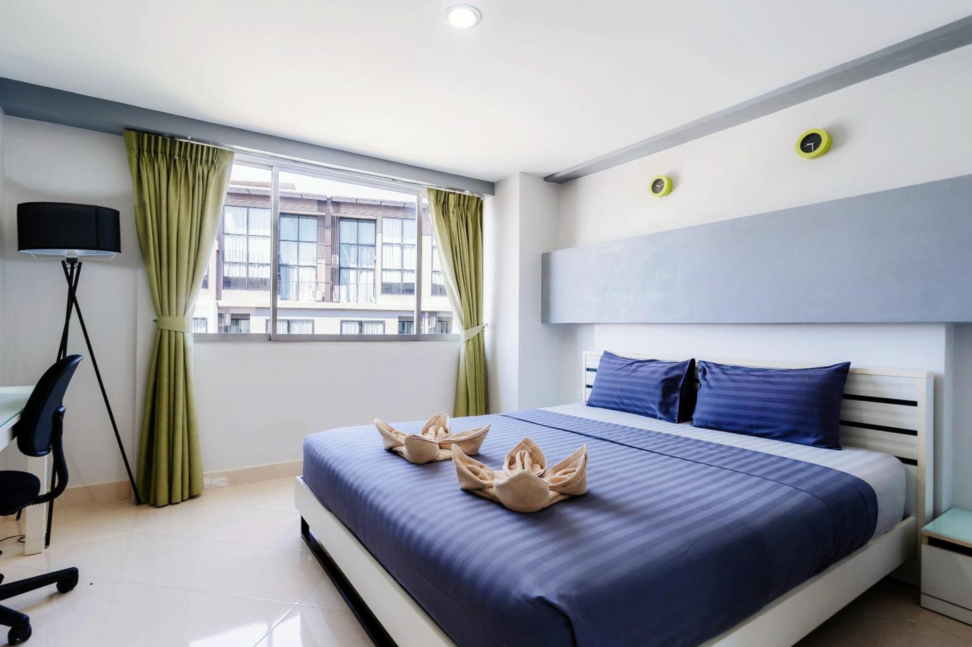 Апартаменты Hua Hin First - Happy Rent Экстерьер фото