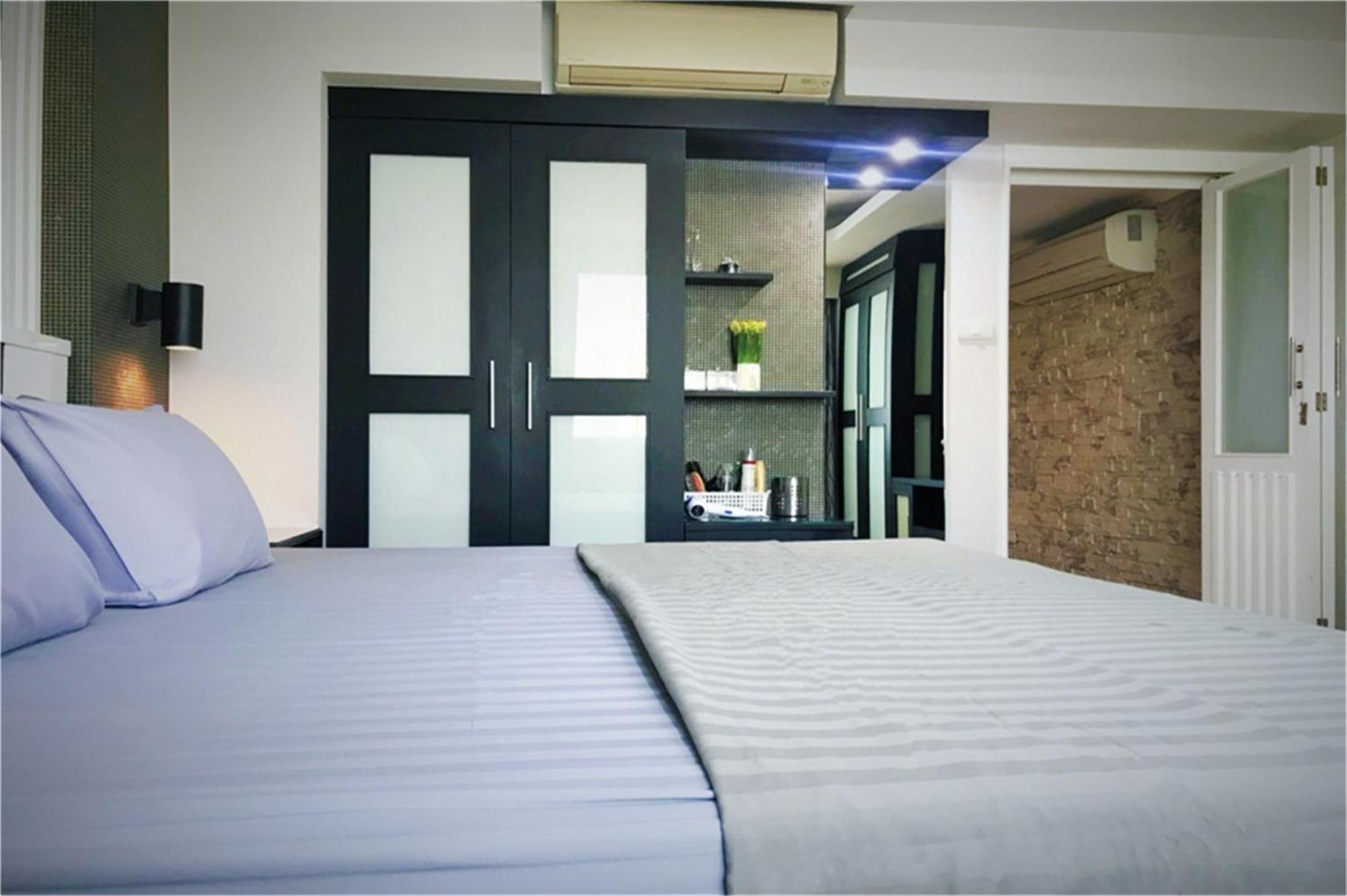 Апартаменты Hua Hin First - Happy Rent Номер фото