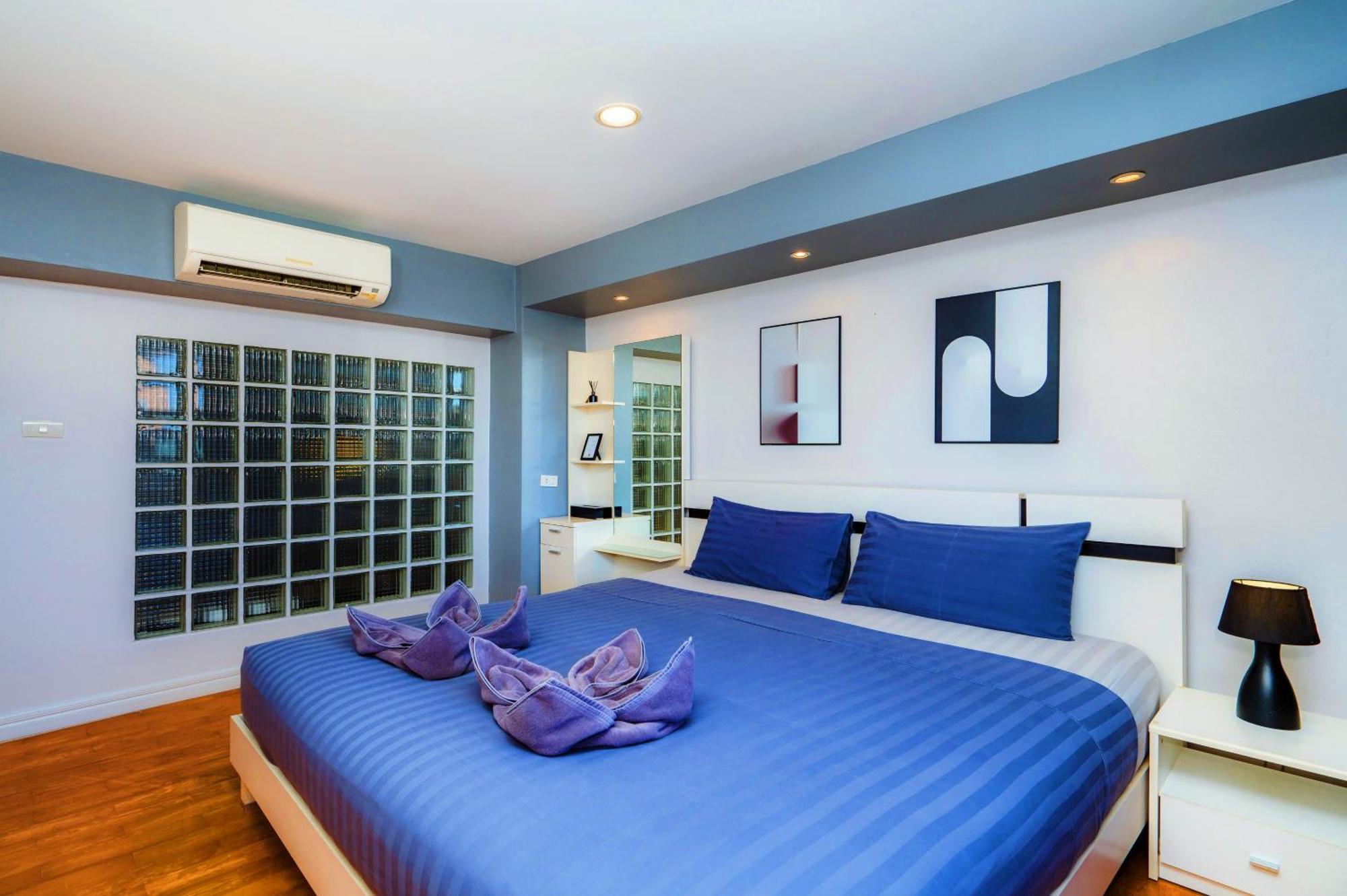 Апартаменты Hua Hin First - Happy Rent Номер фото