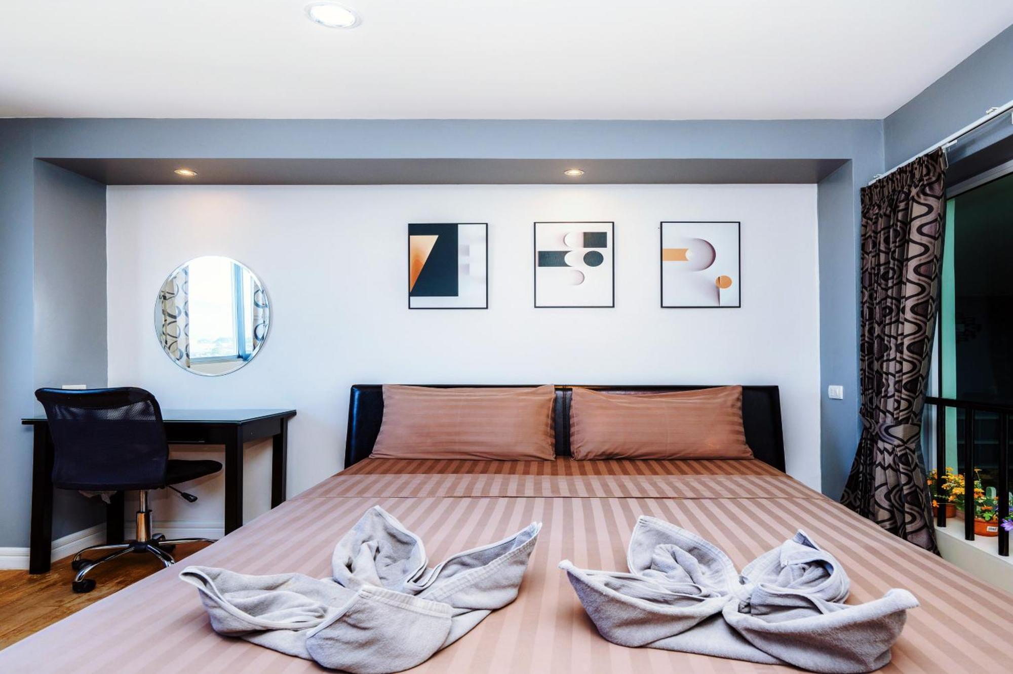 Апартаменты Hua Hin First - Happy Rent Экстерьер фото