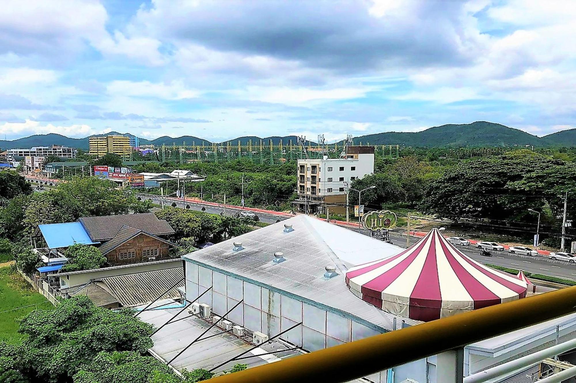 Апартаменты Hua Hin First - Happy Rent Номер фото