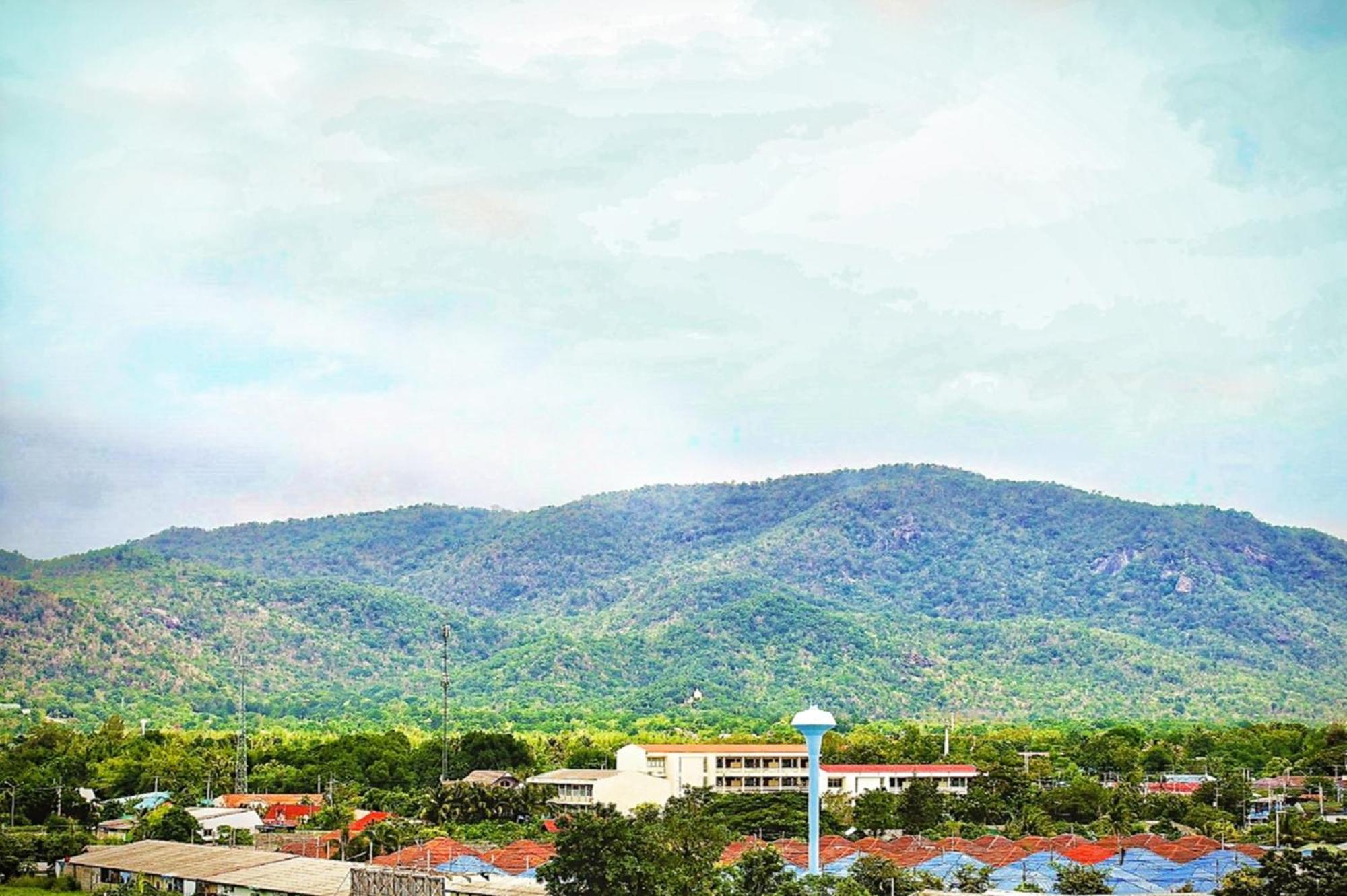 Апартаменты Hua Hin First - Happy Rent Номер фото